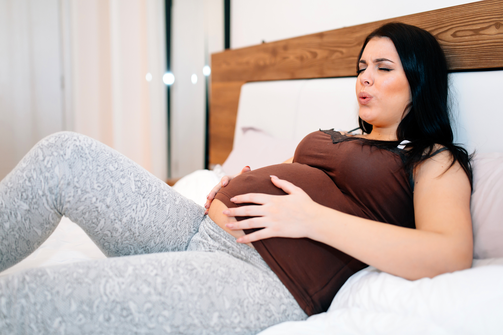 Как начинаются схватки при беременности